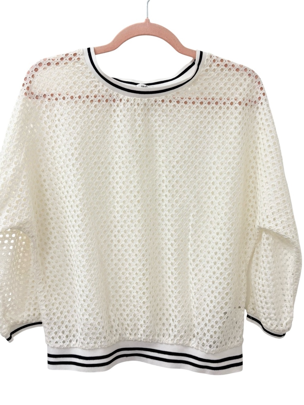 Grifflin Paris Women’s Cream Open-Knit Sweater with Contrast Trim size Medium